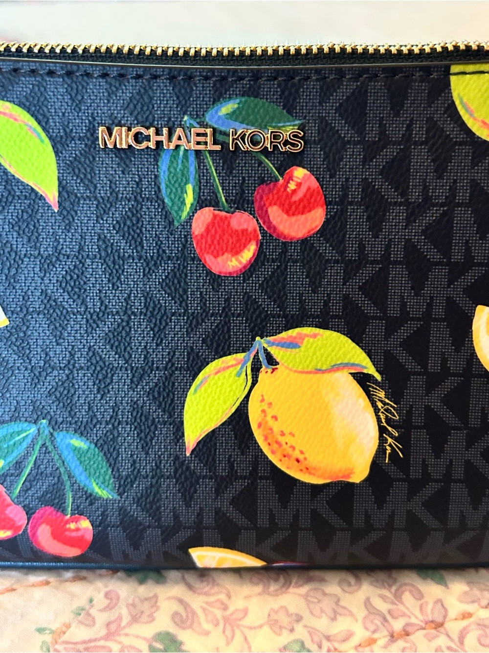 MICHAEL KORS Jet Set Fruit Print MK Logo Medium Pouchette In ADMIRAL BLUE NWT - Picture 4 of 13
